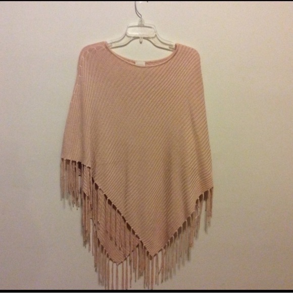 Chico's Sweaters - Chico’s Creamy Neutral Pink Ribbed Pullover Poncho w/ Shark Bit Fringed Hem, OS